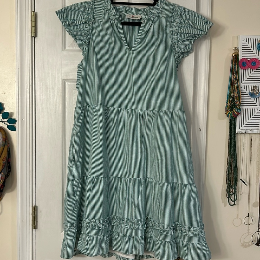 Vertical stripe vineyard vines flutter sleeve